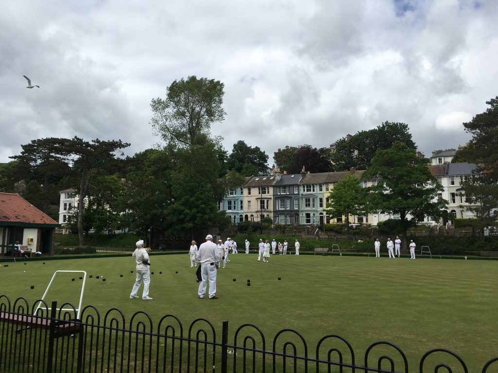 Een bowling green in Hastings, Engeland